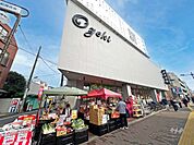 オオゼキ(千川駅前店)の外観
