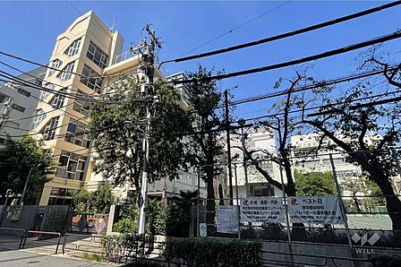 浅草中学校[公立]の外観