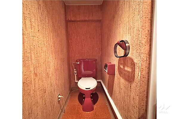トイレを拡大表示