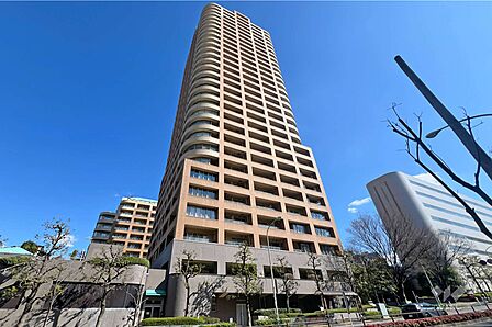 西早稲田パークタワーの外観(北東側から)