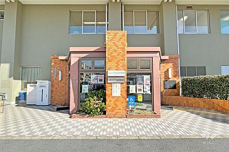 戸山図書館の外観