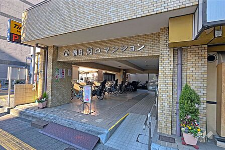 エントランスアプローチ