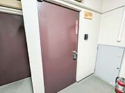 物件の玄関