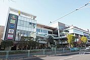 ライフ(落合南長崎駅前店)の外観
