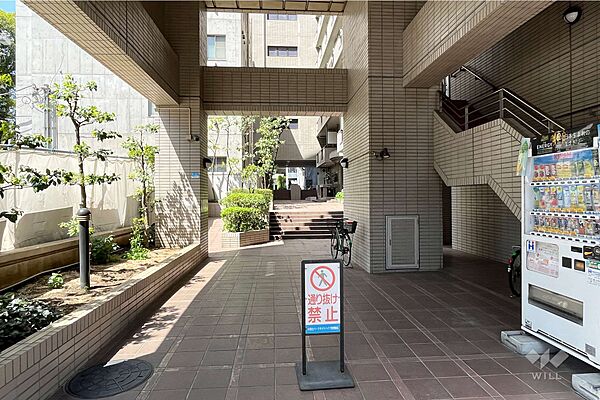 エントランスを拡大表示