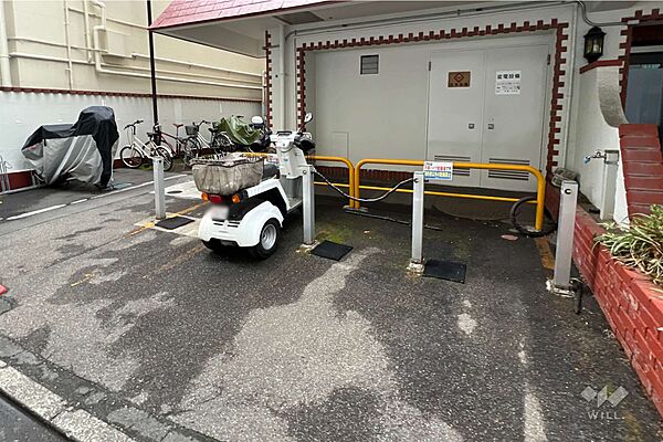 駐車場を拡大表示