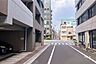 その他：敷地東側の前面道路（南側から）