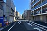 その他：敷地の北側前面道路（西側から）