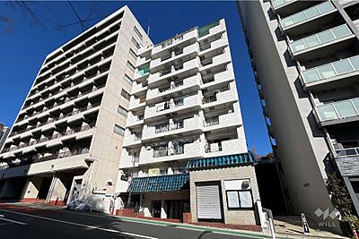 外観:マンションヴィップ四谷の外観(南側から) 外観:マンションヴィップ四谷の外観(南側から)
