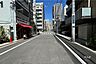 その他：敷地西側の前面道路