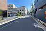 その他：敷地の東側前面道路（北側から）