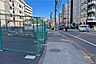 その他：敷地南側の前面道路（西側から）