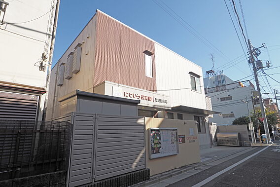 にじいろ保育園...