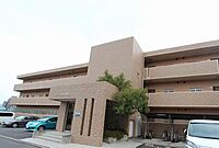 香川県高松市桜町二丁目17-20：物件画像／アパマンショップレインボーロード店　株式会社グローバルセンター