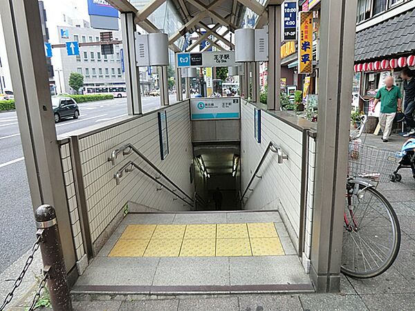 周辺を拡大表示