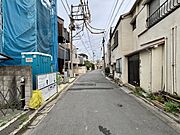 南向き道路につき陽当たり良好！