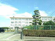 豊明市立沓掛小学校 760m