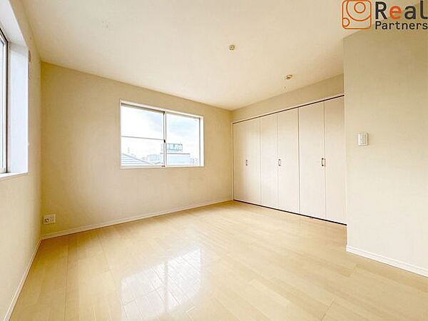 洋室を拡大表示