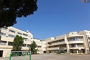 横浜市立矢上小学校 徒歩19分。 1460m
