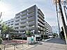 外観：マンション隣には公園があり、ファミリーにも安心の住環境♪