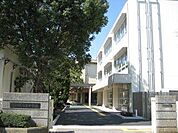 川崎市立日吉中学校 徒歩23分。 1810m