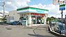 周辺：ファミリーマート都筑加賀原店 徒歩1分。 40m