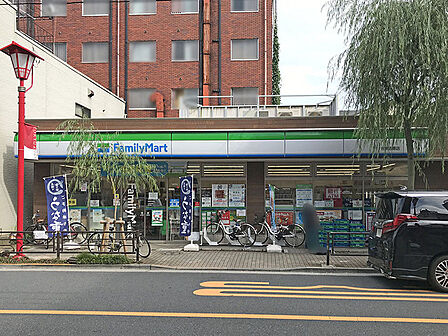 ファミリーマート台東吉原店（124m）
