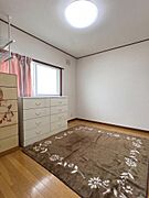 １F洋室6帖。※お部屋をイメージしやすくするため一部画像加工を施しています。(現況優先)