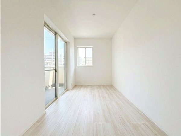 洋室を拡大表示