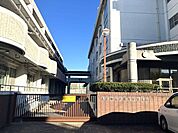 名古屋市立津賀田中学校 710m