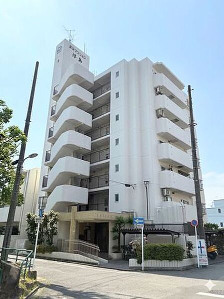 徒歩圏内に地下鉄「熱田神宮伝馬町」駅があるので、通勤、通学に便利な立地です