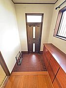 玄関※傘立ては残置物になります。