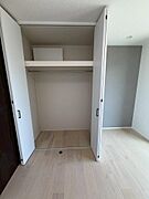 二階洋室２収納