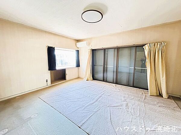 洋室を拡大表示