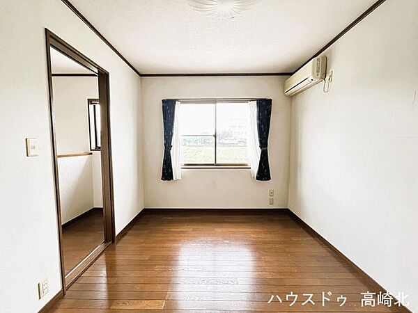 洋室を拡大表示