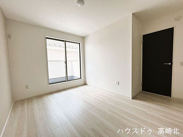洋室を拡大表示