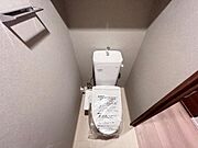 ほっと安らげるトイレ空間です。