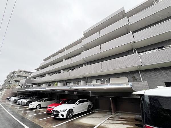 駐車場を拡大表示