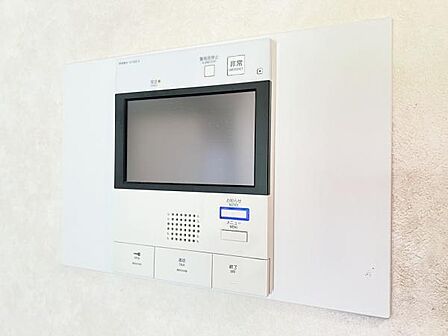 訪問者を確認できるTVモニター付きインターフォンです。