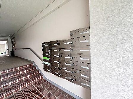 荷物や小包を大切に保管します。