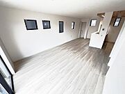 リビングダイニングになります。ご家族そろっての素敵な空間になりそうですね。
