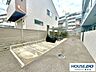 その他：清潔感のある廊下。各室への動線がスムーズ。管理が行き届いた環境が、物件のクオリティを証明しています。