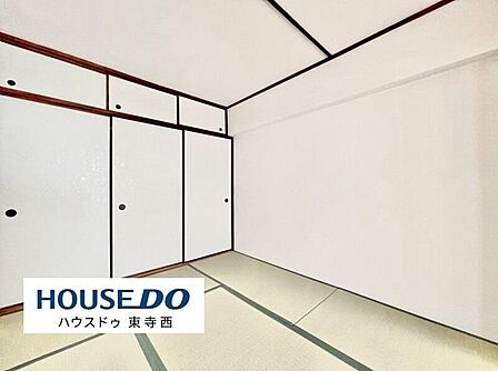 襖で仕切れる落ち着いた雰囲気の和室。居室としてはもちろん、くつろぎのスペースにも使えます。