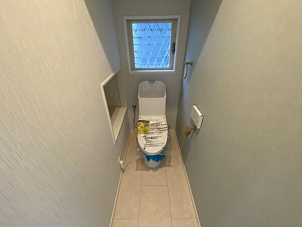 トイレを拡大表示