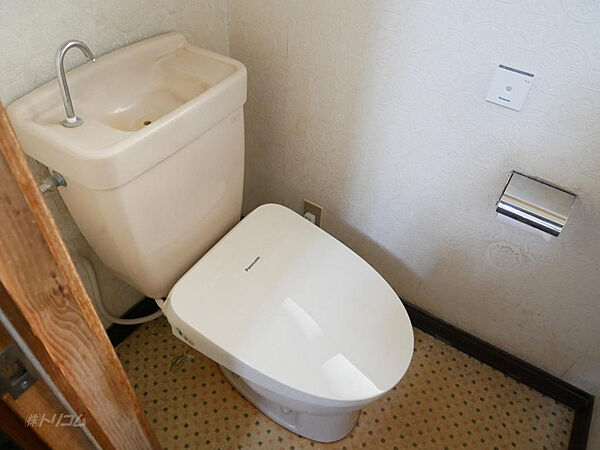 トイレを拡大表示