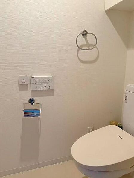 清潔感たっぷりのトイレ空間