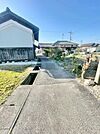 周辺は交通量も少なめです◎