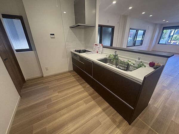 キッチンを拡大表示