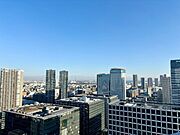 眺望の良い部屋で新生活をしてみませんか？青空がみえたり、眺望や窓からの景色が良いと、家で過ごす時間も快適なものとなります。