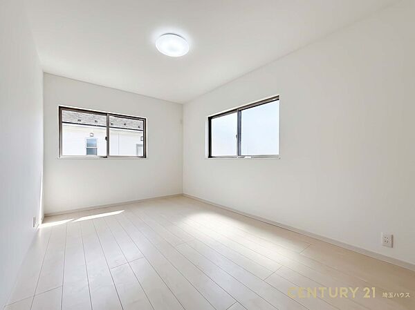 洋室を拡大表示